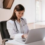 Descubra como a SEC24H, com Oria Assist e Oria Shield, está superando resistências e liderando a inovação em teleconsultas e saúde digital no Brasil.